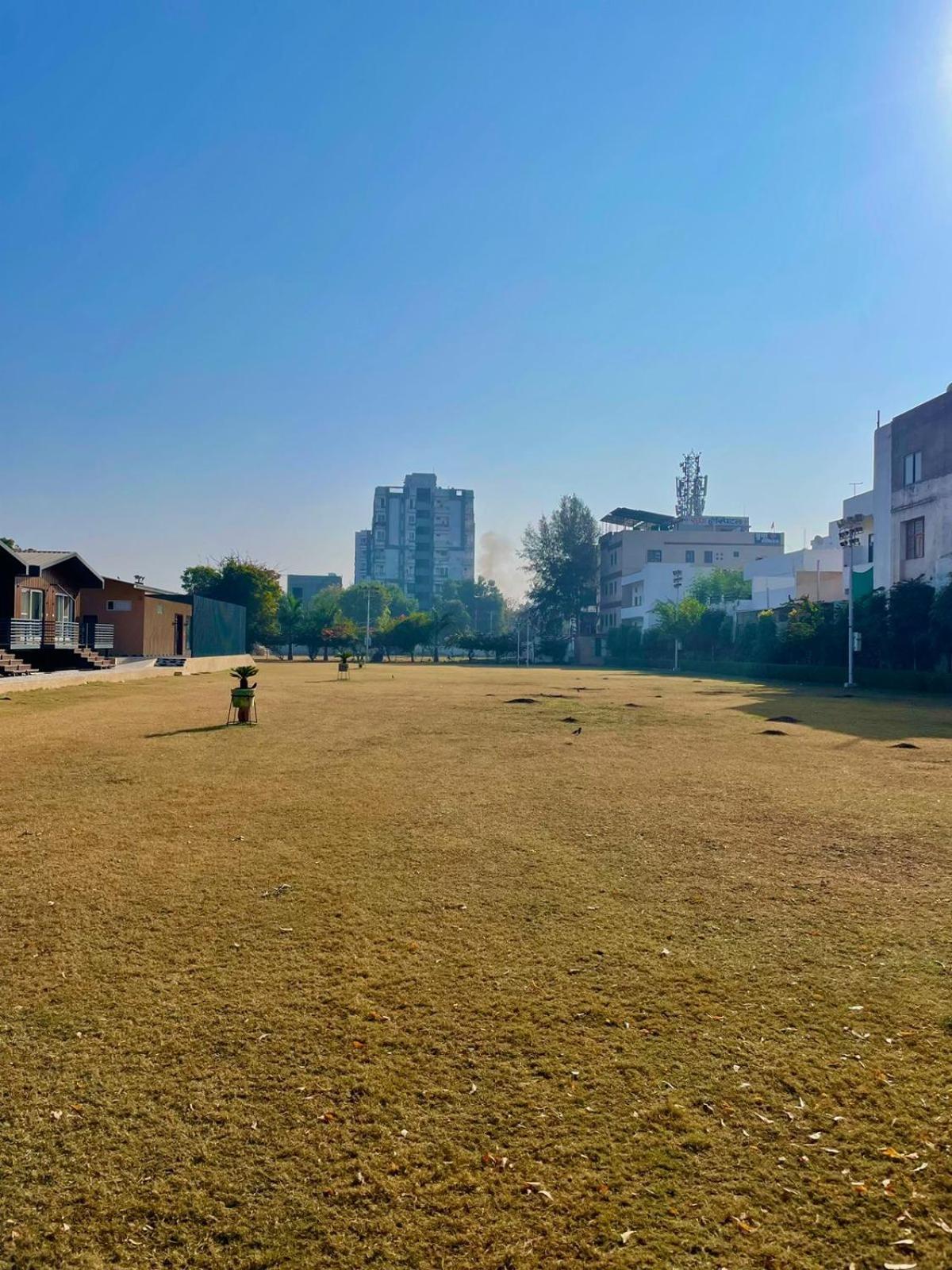 Vrindavan Greens Resort Udajpur Zewnętrze zdjęcie